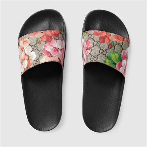 gucci bloom sliders women.